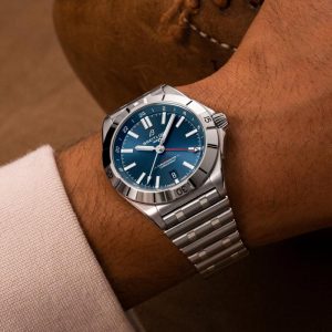 20220712-om-breitling8198-rvb.jpg