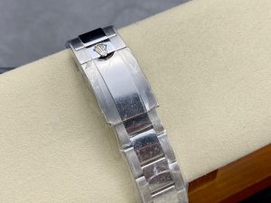 c93113e609bca5aa71ab8f9ca08bf5a.jpg