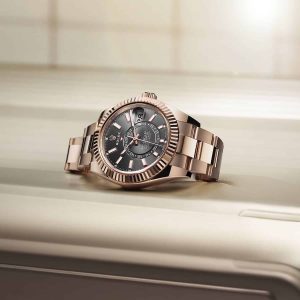 rolex_sky-dweller_326935-0007-mamic_1970.jpg