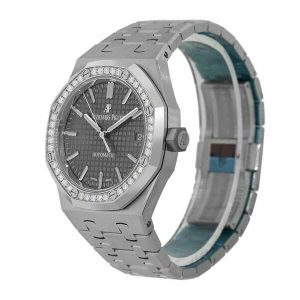 watch-audemars-piguet-royal-oak-steel-diamond-bezel-37mm-watch-15451st-zz-1256st-02-apro07070-15902444552251_grande_3466ea78-1f9e-4b98-ab45-9a0519d00d21.jpg